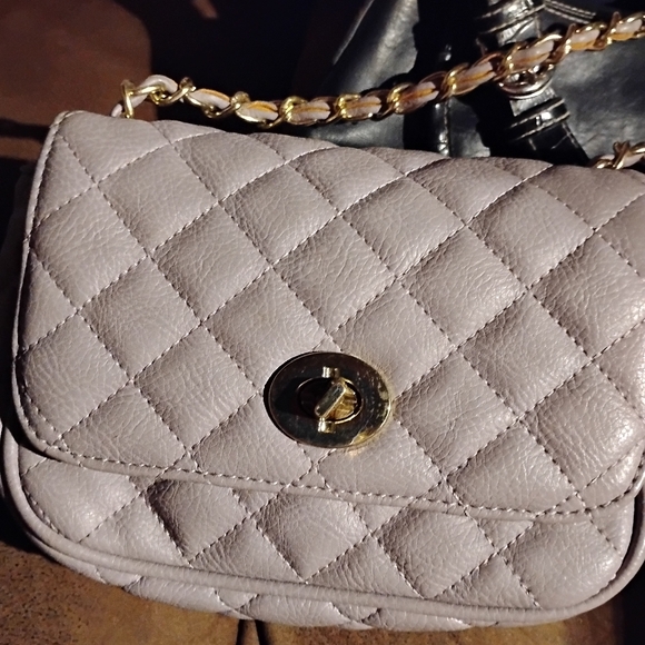 Purse - Picture 3 of 5